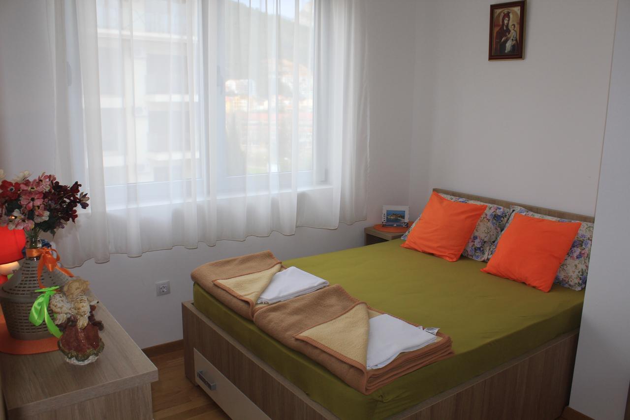 Pjerotic Apartment Budva Exteriör bild