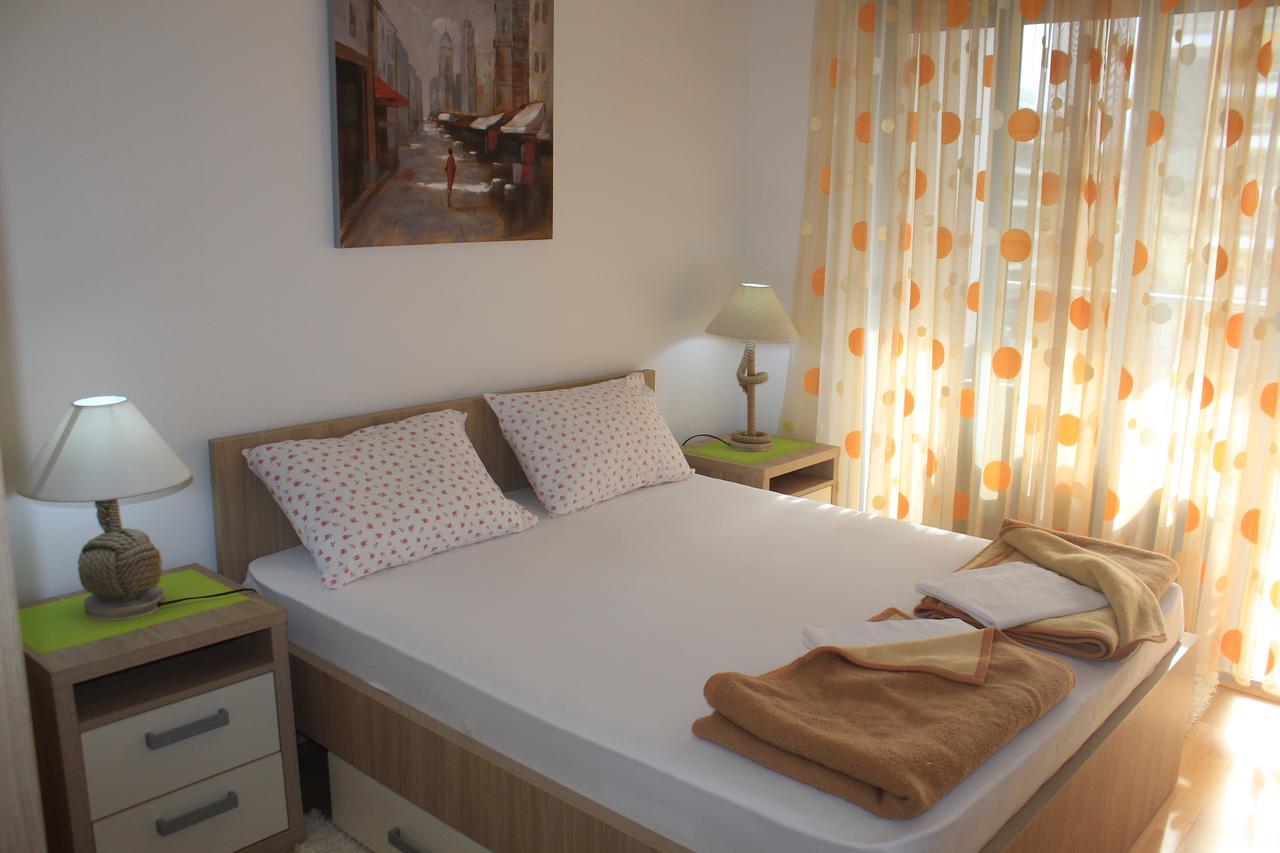 Pjerotic Apartment Budva Exteriör bild