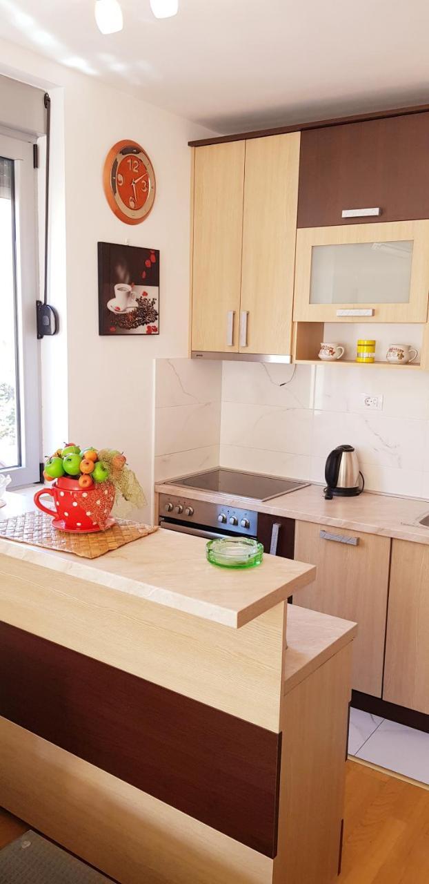 Pjerotic Apartment Budva Exteriör bild